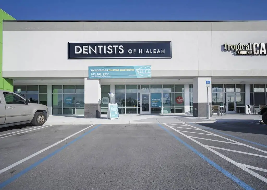 Dentists of Hialeah