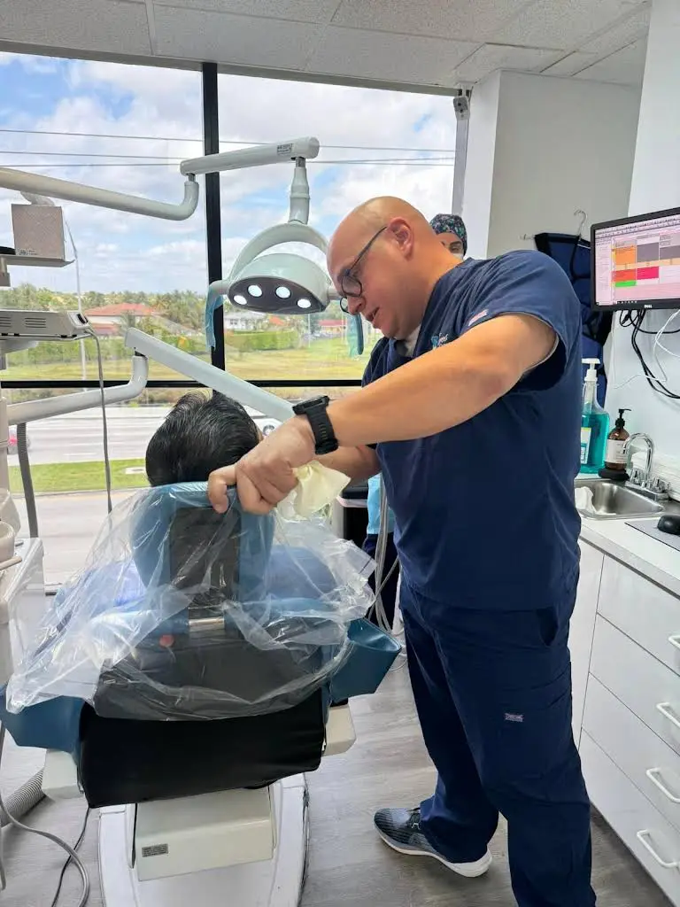 Flores Dental Group PA - Professional dental clinic exterior with modern facilities