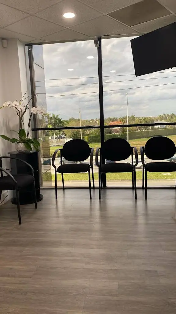 Flores Dental Group PA