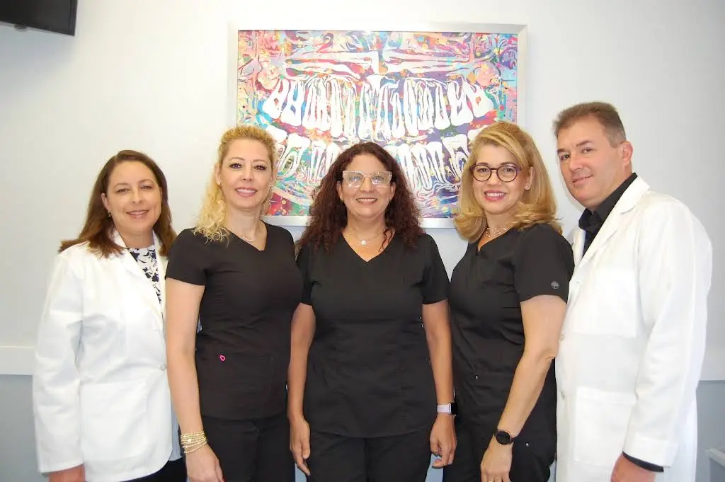 Concepcion - Felipe Dental - Professional dental clinic exterior with modern facilities