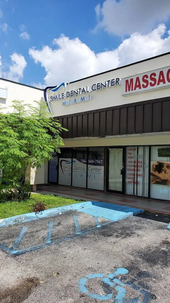 Smile Dental Center Miami