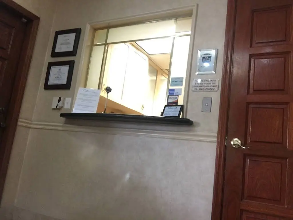 Miami Center for Cosmetic & Implant Dentistry