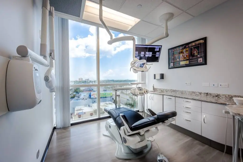 Miami Smile Dental