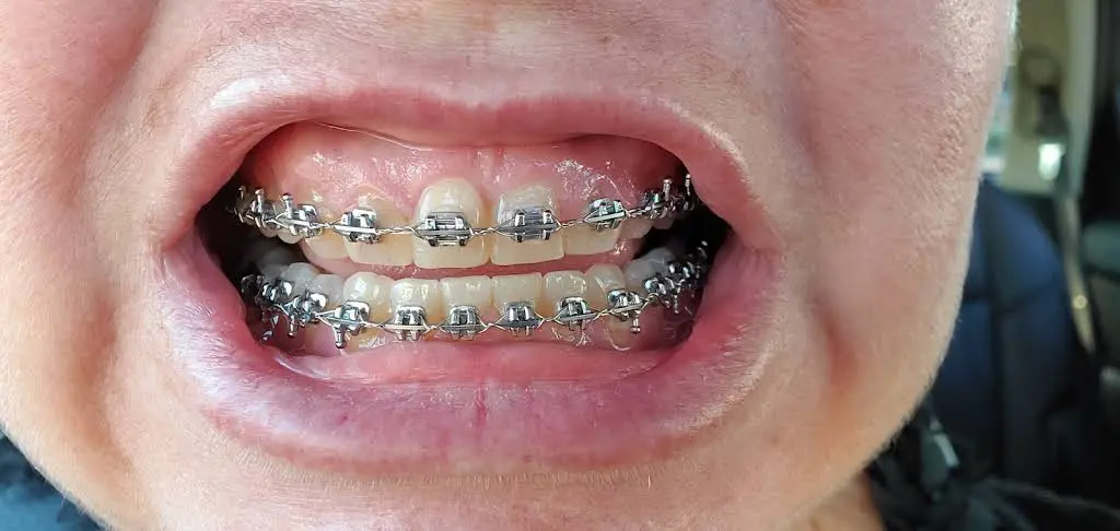 M&C Dental Services