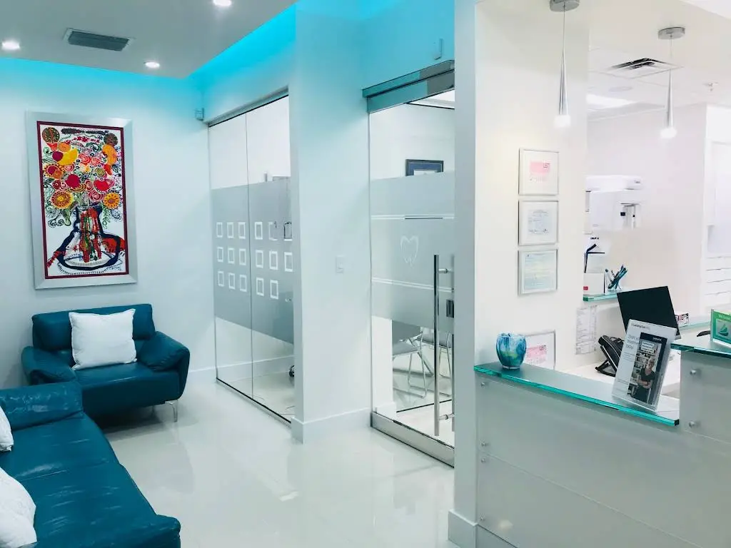 AquaBlue Dental