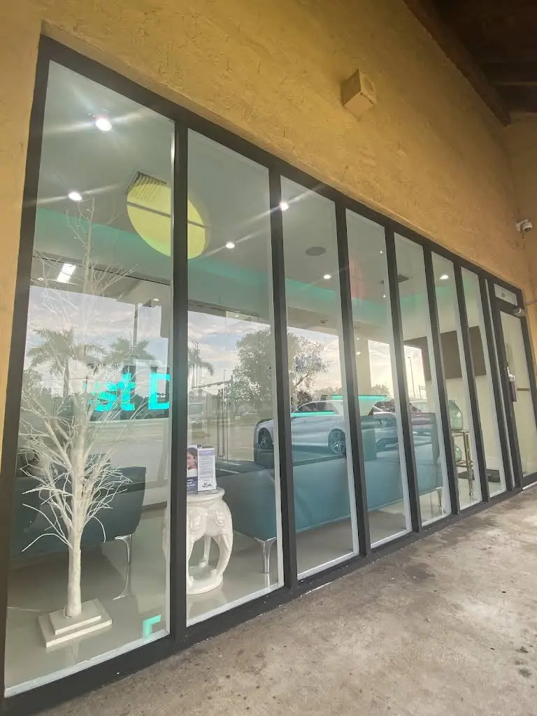 AquaBlue Dental