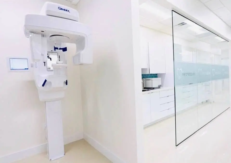 AquaBlue Dental