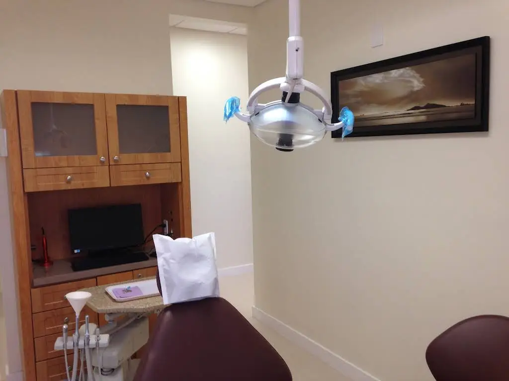 Smile Innovations - Professional dental clinic exterior with modern facilities