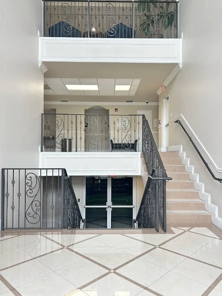 EGil Dental - Professional dental clinic exterior with modern facilities