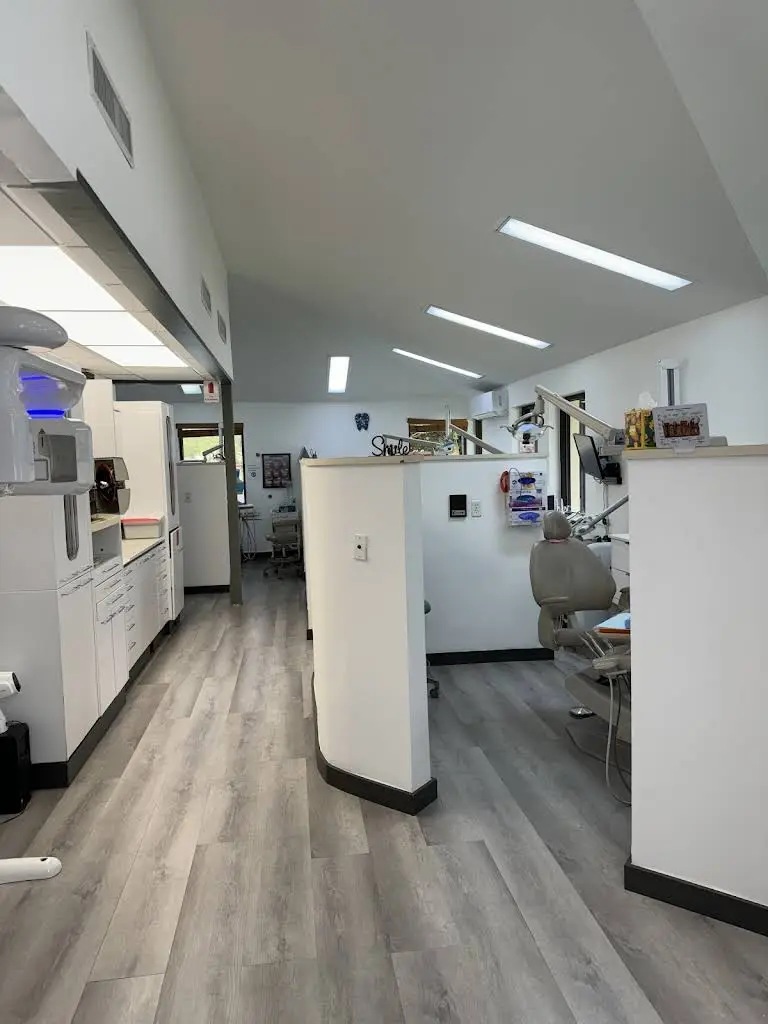 Hammocks Dental Group, PA - Dentilife