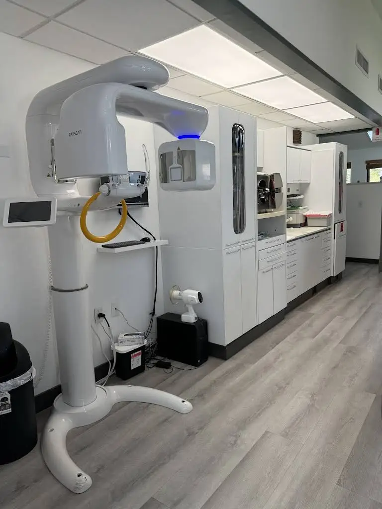 Hammocks Dental Group, PA - Dentilife