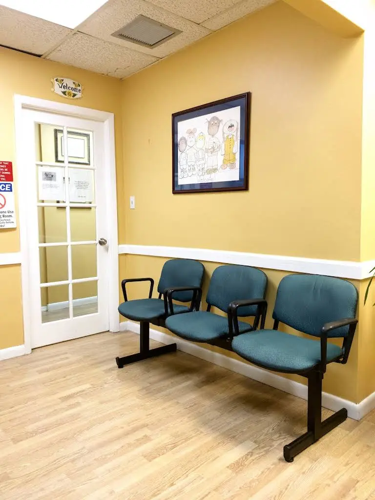 Balmir-Thevenin & Associates, DDS, PA - Professional dental clinic exterior with modern facilities