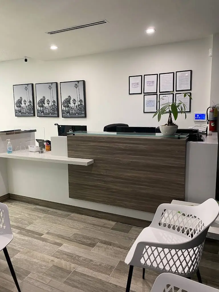 Márquez Dental & Associates
