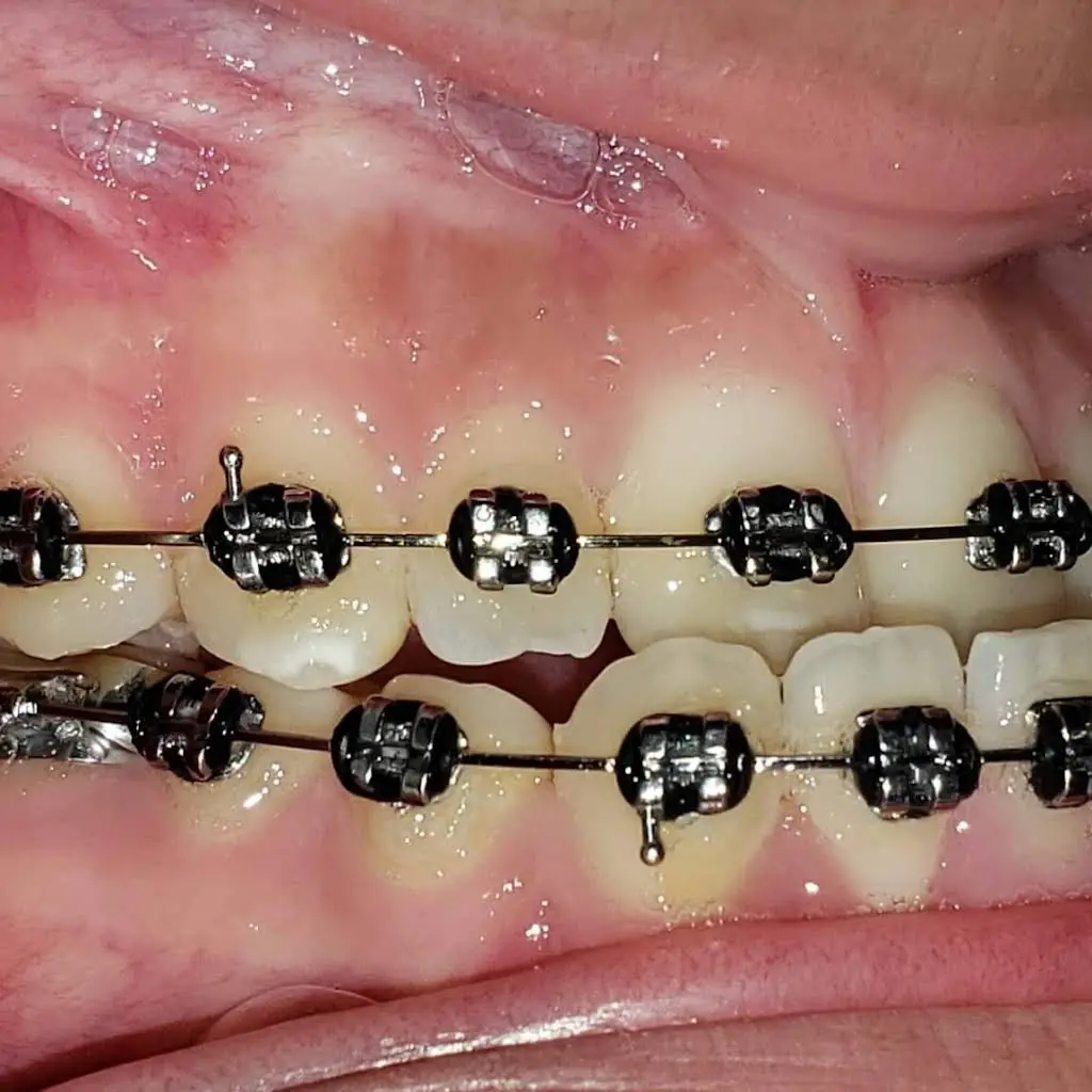 Art Dental Clinic