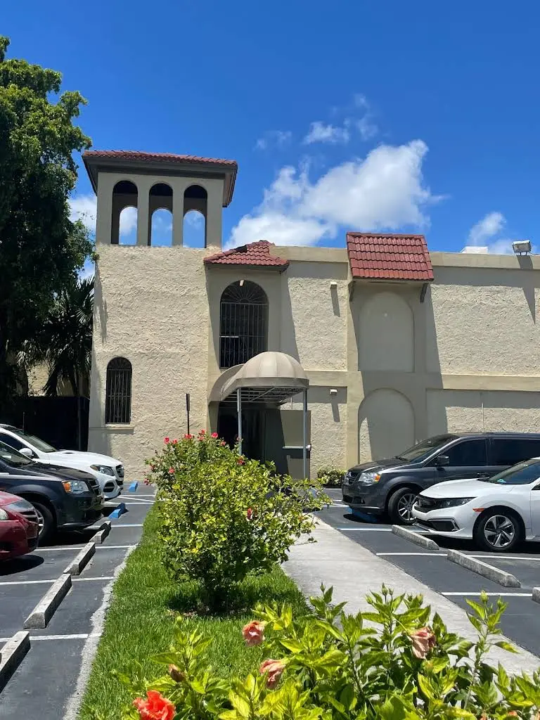 Luxe Smiles Dentist