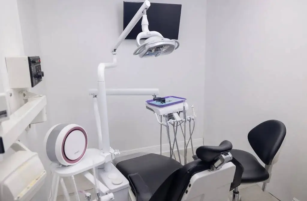 Luxe Smiles Dentist