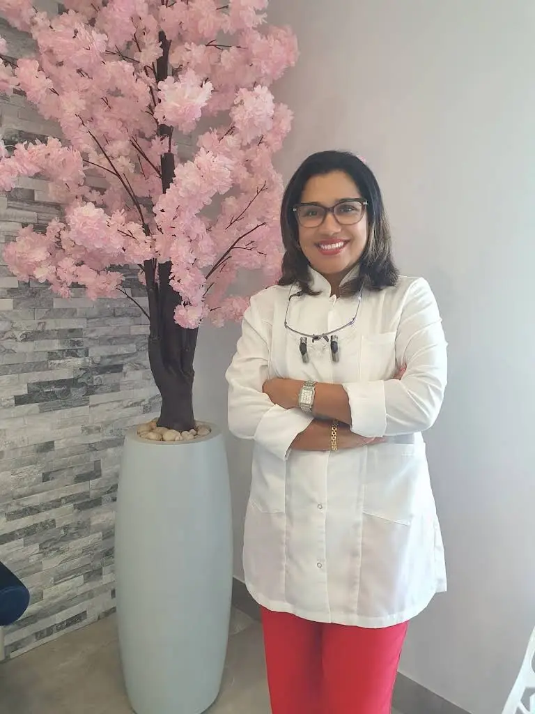 Bay Smile Dental - Professional dental clinic exterior with modern facilities
