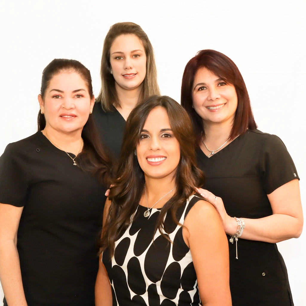 Dr. Lysette González Dental Clinic