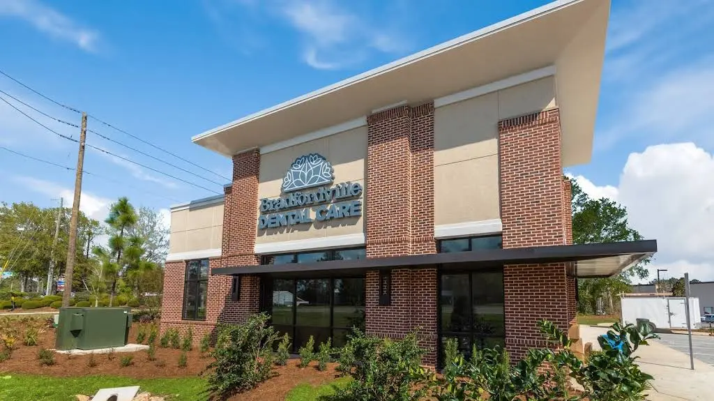 Bradfordville Dental Care - Professional dental clinic exterior with modern facilities