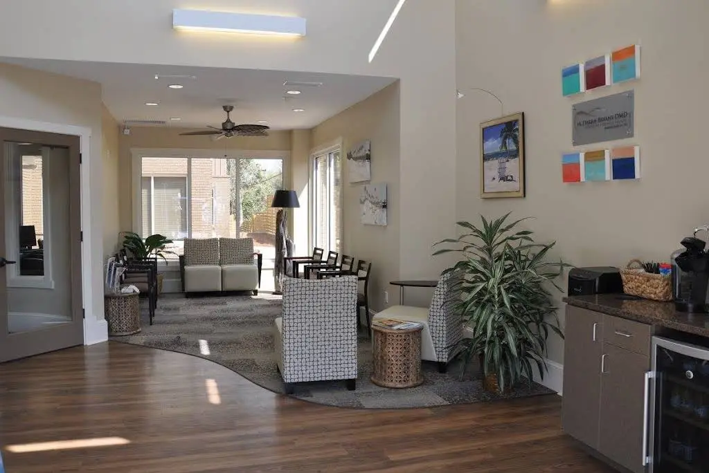Tallahassee Dentist - M. Darrh Bryant DMD