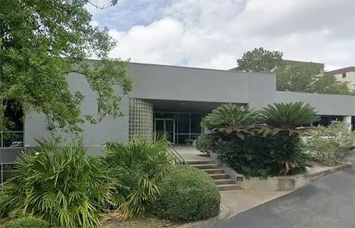 Coast Dental - Professional dental clinic exterior with modern facilities