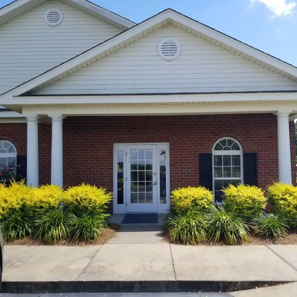 Gamble & Kingry Family Dentistry - Professional dental clinic exterior with modern facilities