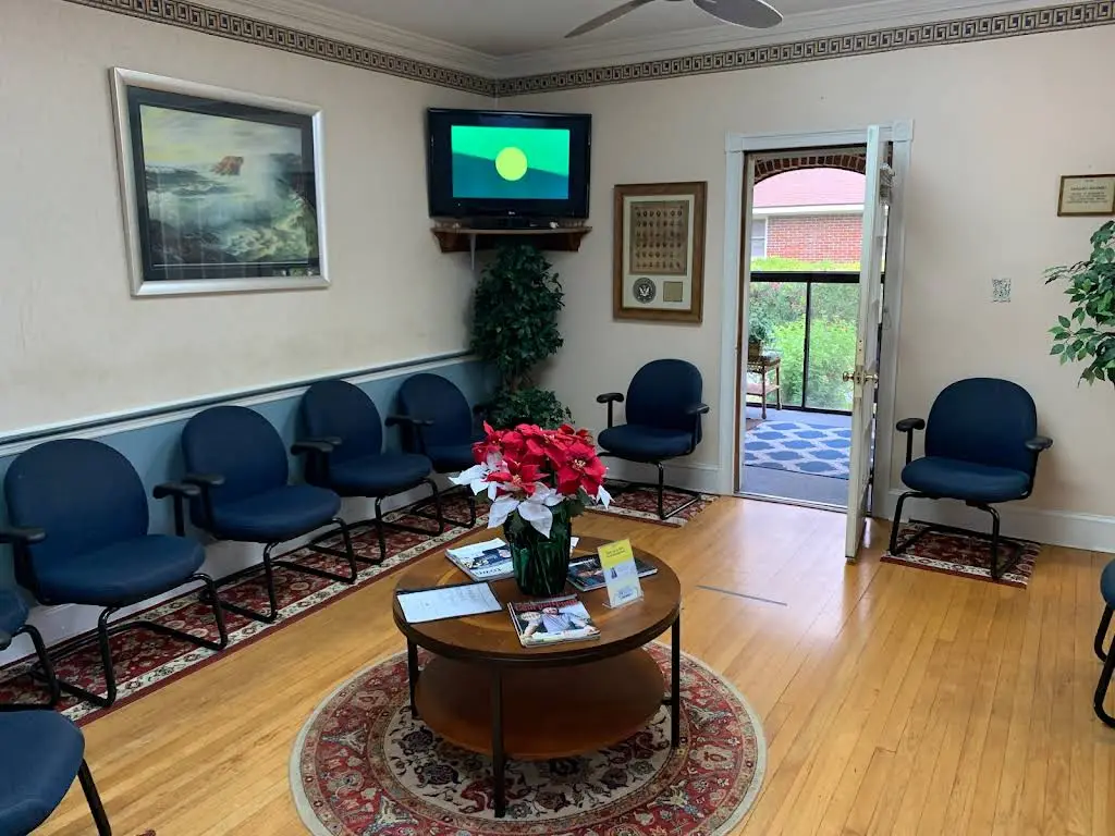 King Family Dental Care, PC - Professional dental clinic exterior with modern facilities