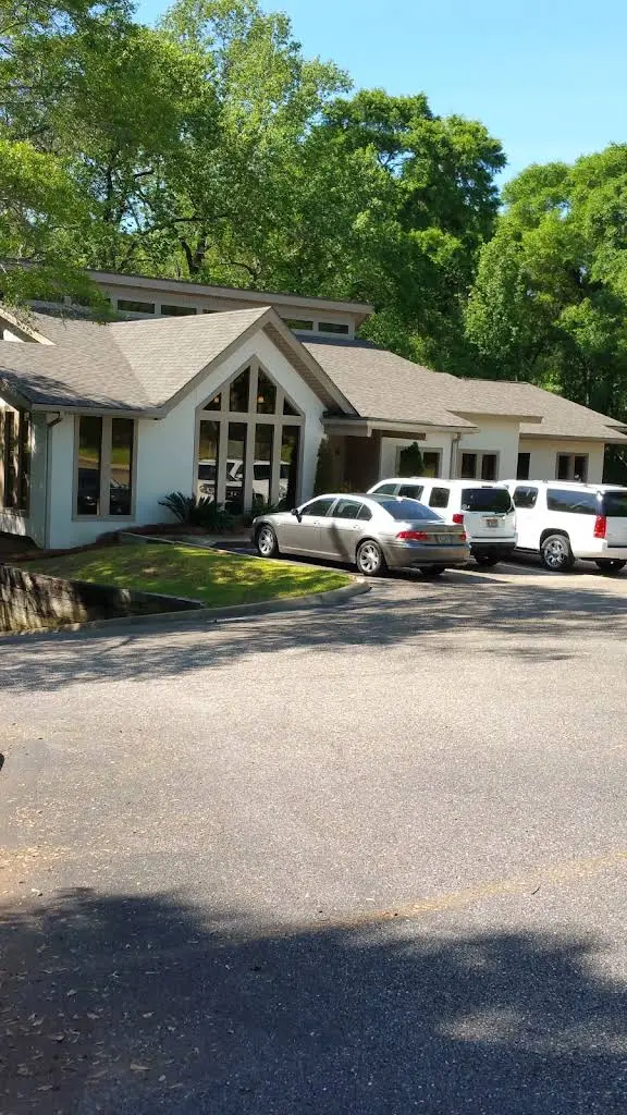 Southern Dental Group - Professional dental clinic exterior with modern facilities