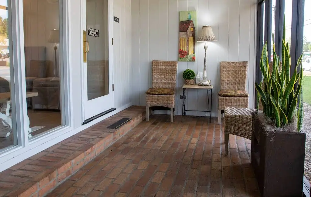 Mossy Oak Oral and Maxillofacial Surgery - Professional dental clinic exterior with modern facilities