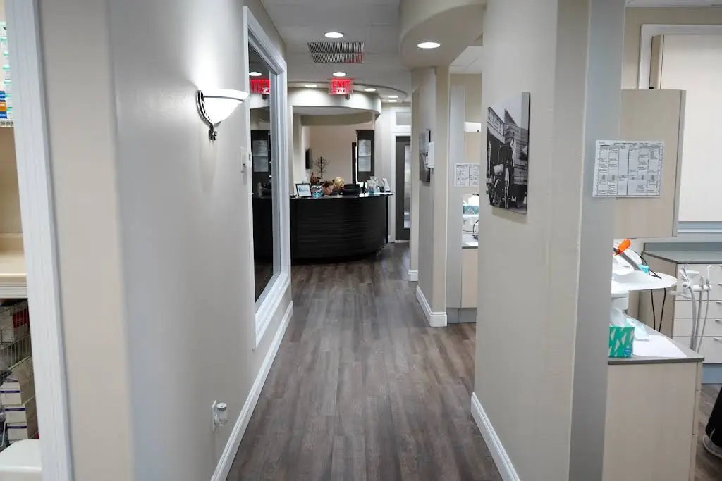 Lynn Haven Family Dentistry: Dr. Derek H. Wall, DDS